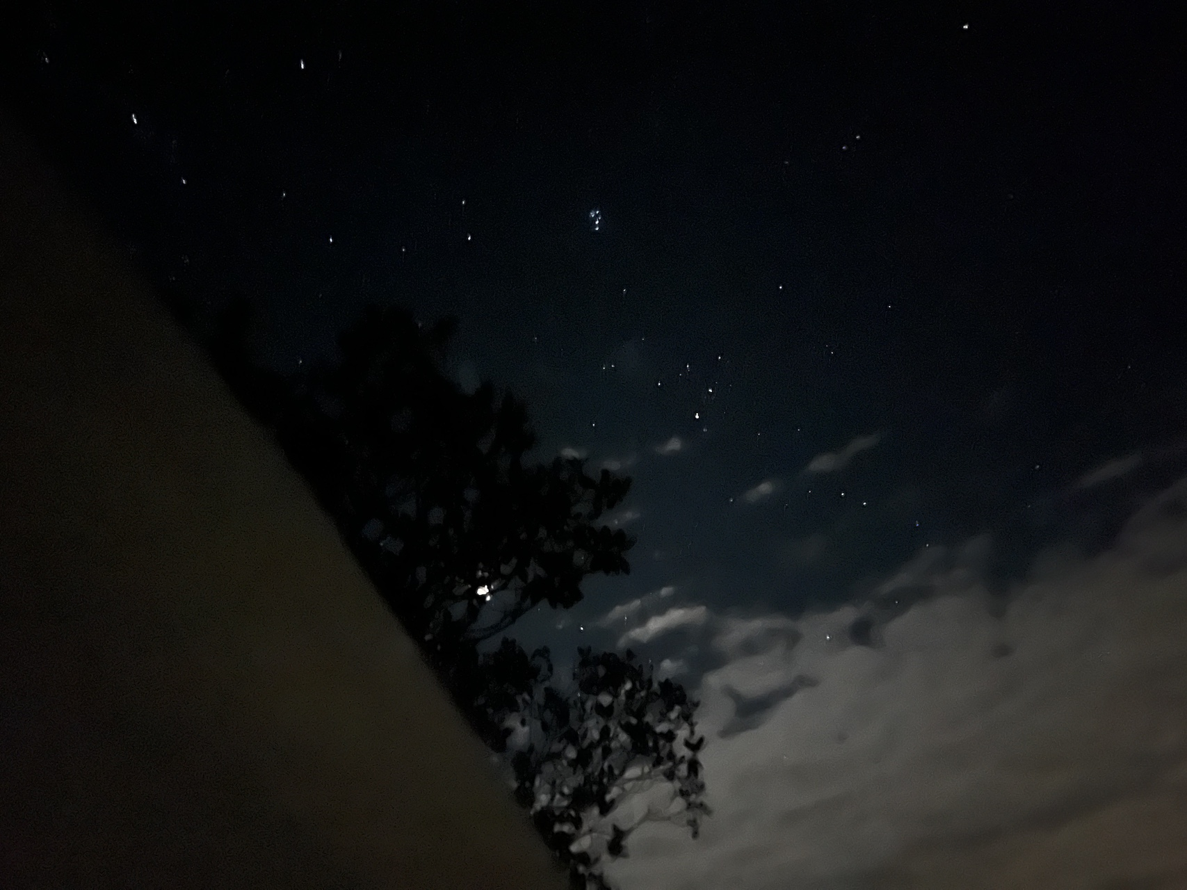 铁瓦殿的繁星