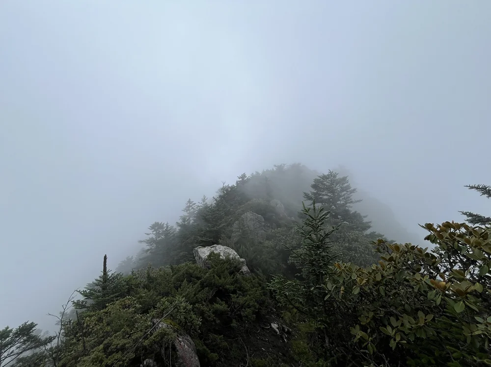 铁瓦殿穿越黄草坪